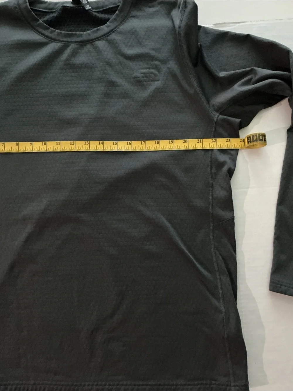 The North Face Men’s Ultra-Warm Poly Crew Shirt Long Sleeve Dark Gray
